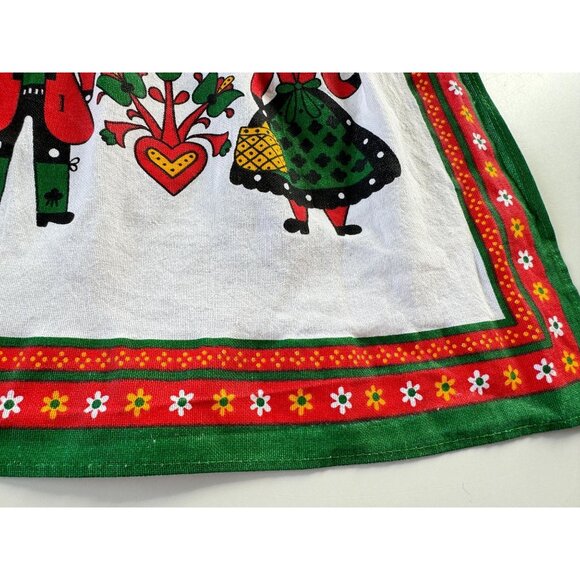 Vintage 1970s half apron, PennDutch boy and girl, kitsch kitchen linen - Picture 4 of 8